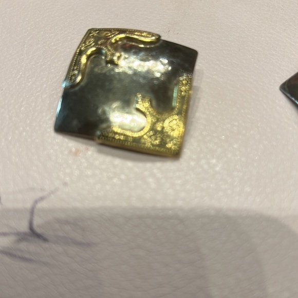 Gold and silver button earrings - Picture 3 of 4